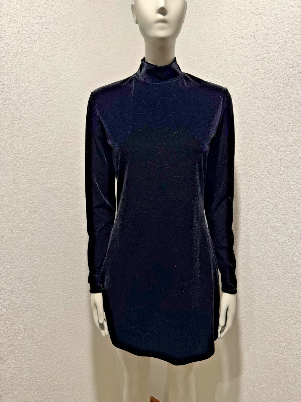 Max Studio Black Velvet Dress Mock Turtleneck Sz M Witchy Goth Party Mini USA
